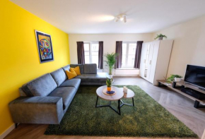 Fantastic 90m2 Two-Bedroom Apartment with Terrace - WA7B